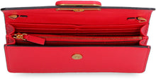 Carica l'immagine nel visualizzatore di Gallery, Valentino Garavani - Wallet on chain in pelle