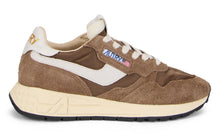 Carica l'immagine nel visualizzatore di Gallery, Sneakers in suede