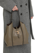 Carica l'immagine nel visualizzatore di Gallery, Borsa shopping Piccola T Timeless in pelle