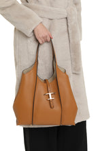 Carica l'immagine nel visualizzatore di Gallery, Borsa shopping Media T Timeless in pelle