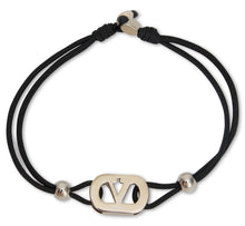 Carica l'immagine nel visualizzatore di Gallery, Bracciale con logo metallico