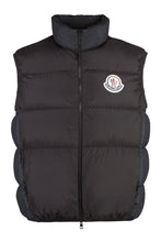 Carica l'immagine nel visualizzatore di Gallery, Gilet imbottito Almaz con chiusura a zip
