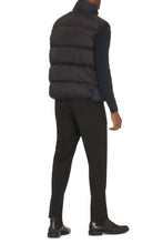 Carica l'immagine nel visualizzatore di Gallery, Gilet imbottito Almaz con chiusura a zip