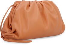 Carica l'immagine nel visualizzatore di Gallery, Mini-bag The Pouch in pelle