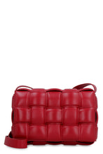Carica l'immagine nel visualizzatore di Gallery, Borsa a tracolla Padded Cassette in pelle