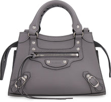 Carica l'immagine nel visualizzatore di Gallery, Borsa a mano Neo Classic City Mini in pelle