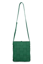 Carica l'immagine nel visualizzatore di Gallery, Borsa The Cassette Messenger in Maxi Intreccio