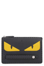 Carica l'immagine nel visualizzatore di Gallery, Busta in Cuoio Romano con dettaglio Bag Bugs