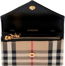 Carica l'immagine nel visualizzatore di Gallery, Wallet on chain
