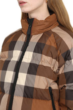 Carica l'immagine nel visualizzatore di Gallery, Piumino con chiusura a zip