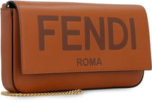 Carica l'immagine nel visualizzatore di Gallery, Wallet on chain in pelle