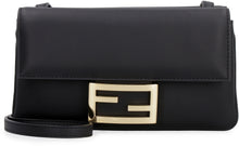 Carica l'immagine nel visualizzatore di Gallery, Mini-bag Duo Baguette in pelle