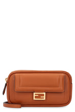 Carica l'immagine nel visualizzatore di Gallery, Mini-bag Easy Baguette in pelle