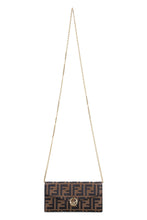 Carica l'immagine nel visualizzatore di Gallery, Pochette in pelle con tracolla a catena