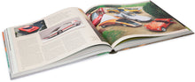 Carica l'immagine nel visualizzatore di Gallery, Libro Fast Forward - The Cars of the Future, The Future of the Cars