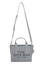 Carica l'immagine nel visualizzatore di Gallery, The Small Tote Bag in pelle