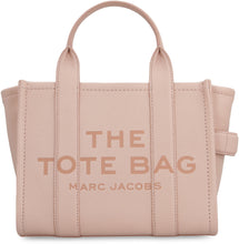 Carica l'immagine nel visualizzatore di Gallery, The Small Tote Bag in pelle