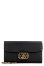 Carica l'immagine nel visualizzatore di Gallery, Clutch in pelle con tracolla
