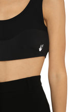 Carica l'immagine nel visualizzatore di Gallery, Crop top con logo