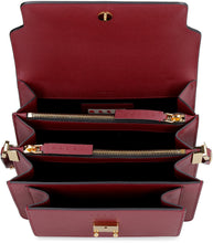 Carica l'immagine nel visualizzatore di Gallery, Borsa a spalla Trunk in pelle saffiano