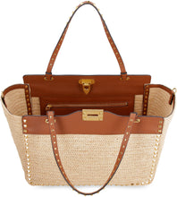 Carica l'immagine nel visualizzatore di Gallery, Valentino Garavani - Tote bag Rockstud in rafia