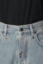 Carica l'immagine nel visualizzatore di Gallery, Jeans straight leg a 5 tasche
