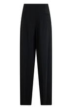 Load image into Gallery viewer, Trousers with pleats
