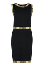 Carica l&#39;immagine nel visualizzatore di Gallery, Abito in maglia con profili logati
