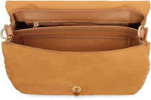 Carica l'immagine nel visualizzatore di Gallery, Borsa Postina M in suede
