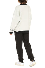 Carica l'immagine nel visualizzatore di Gallery, Maglione oversize in lana vergine
