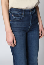 Load image into Gallery viewer, The Hustler Ankle Fray jeans
