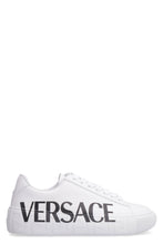 Carica l'immagine nel visualizzatore di Gallery, Sneakers low-top Greca in pelle
