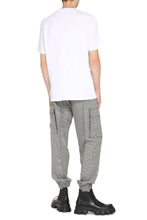 Carica l'immagine nel visualizzatore di Gallery, T-shirt girocollo in cotone
