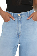 Carica l'immagine nel visualizzatore di Gallery, Jeans ampi a vita alta
