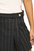 Load image into Gallery viewer, Pleated mini skirt
