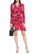 Carica l&#39;immagine nel visualizzatore di Gallery, Abito in crêpe stampato
