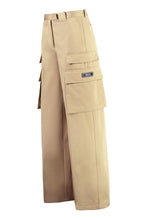 Carica l'immagine nel visualizzatore di Gallery, Pantaloni cargo in gabardine
