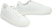 Carica l'immagine nel visualizzatore di Gallery, Sneakers low-top Greca
