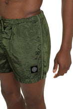 Carica l'immagine nel visualizzatore di Gallery, Shorts da mare in nylon
