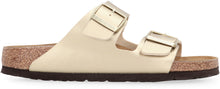 Carica l'immagine nel visualizzatore di Gallery, Slides Arizona BS in pelle con fibbie
