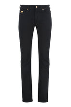Carica l'immagine nel visualizzatore di Gallery, Jeans slim fit a 5 tasche
