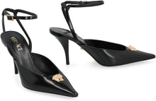 Carica l'immagine nel visualizzatore di Gallery, Slingback in pelle
