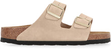 Carica l'immagine nel visualizzatore di Gallery, Slides Arizona BS in suede
