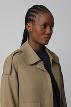Load image into Gallery viewer, Gabardine parka
