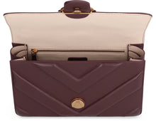 Carica l'immagine nel visualizzatore di Gallery, Borsa a tracolla Love Bag in pelle
