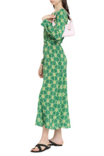 Carica l&#39;immagine nel visualizzatore di Gallery, Abito chemisier Lea in seta stampata
