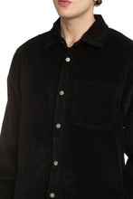 Carica l'immagine nel visualizzatore di Gallery, Overshirt in velluto a coste
