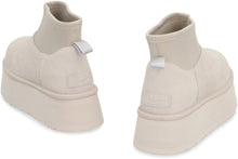 Load image into Gallery viewer, Classic Mini Dipper Ankle boots
