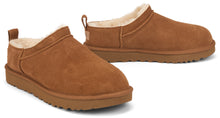 Carica l'immagine nel visualizzatore di Gallery, Slippers Classic Micro in camoscio
