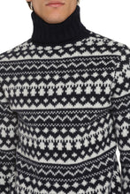 Carica l'immagine nel visualizzatore di Gallery, Maglione dolcevita in misto lana
